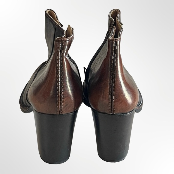 Cotelac Two-Tone Leather Ankle Boot - Black & Brown in size 39 - Picture 4 of 7